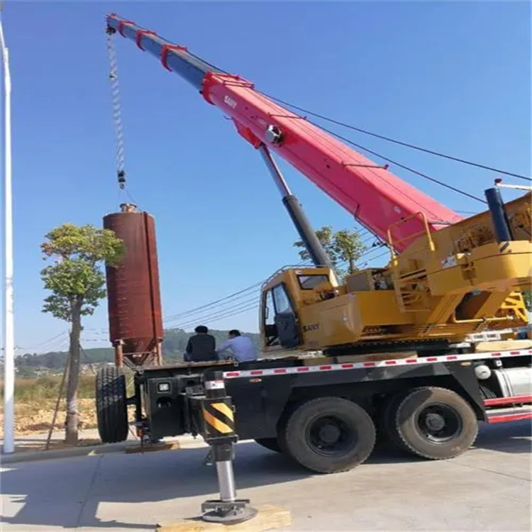 长洲80吨吊车出租多少钱