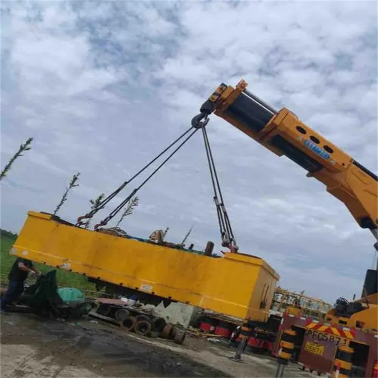 长洲吊车吊集装箱需要多少钱